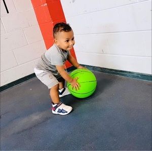 Meet your Posher, Këvïn